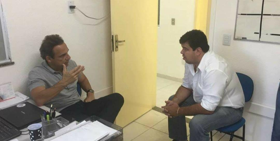 Macaé: quase duas semanas depois das eleições, Dr. Aluízio ‘atrapalha’ transição e tenta empurrar nomes no Governo Welberth