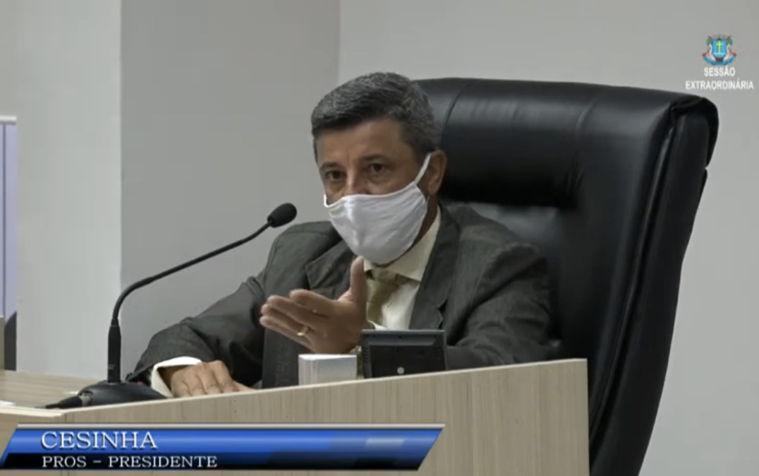 Macaé: vereadores aprovam por unanimidade projeto que reduz gastos na Câmara. Lei será publicada amanhã