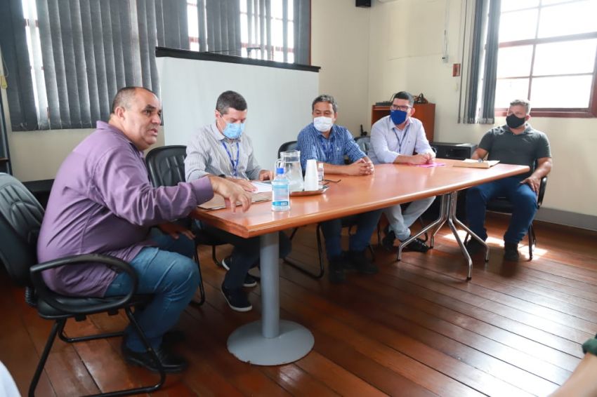 Rio das Ostras: Marcelino se reúne com Cedae e cobra investimentos no Município