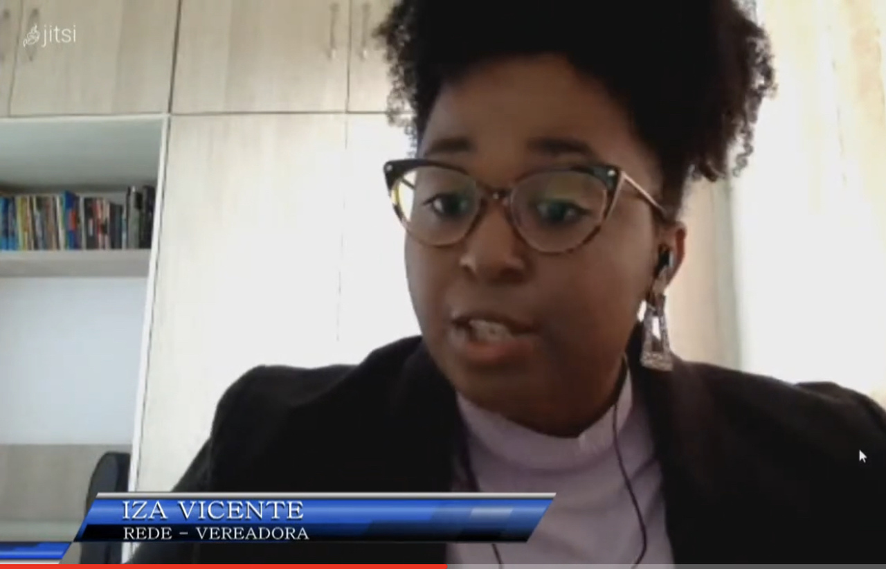 Macaé: de uma só vez, Iza exonera chefe de gabinete e assessora de imprensa. Vereadora explica as razões. Entenda!