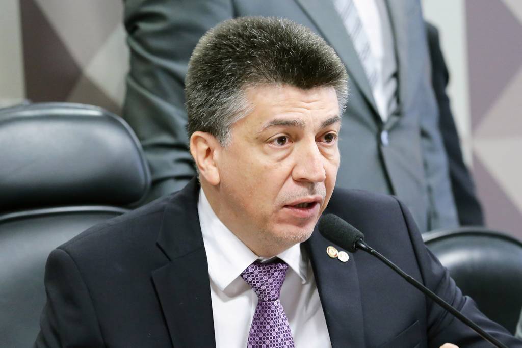 Macaé: Laterça terá dificuldade na sua reeleição sem o grupo político que o elegeu. Entenda!