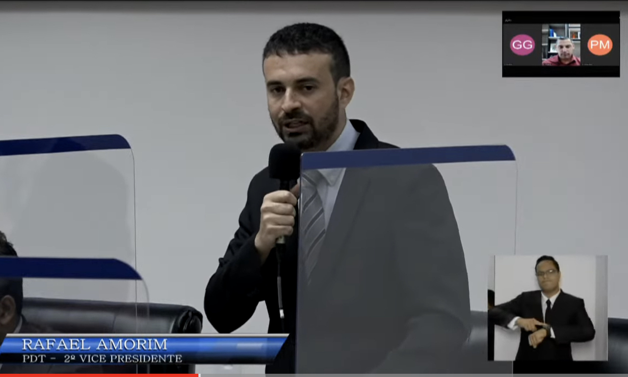 Macaé: PL de Rafael Amorim quer aumentar fiscalização sobre emissão de ruídos. Igrejas e bares podem ser multados e fechados. Entenda!