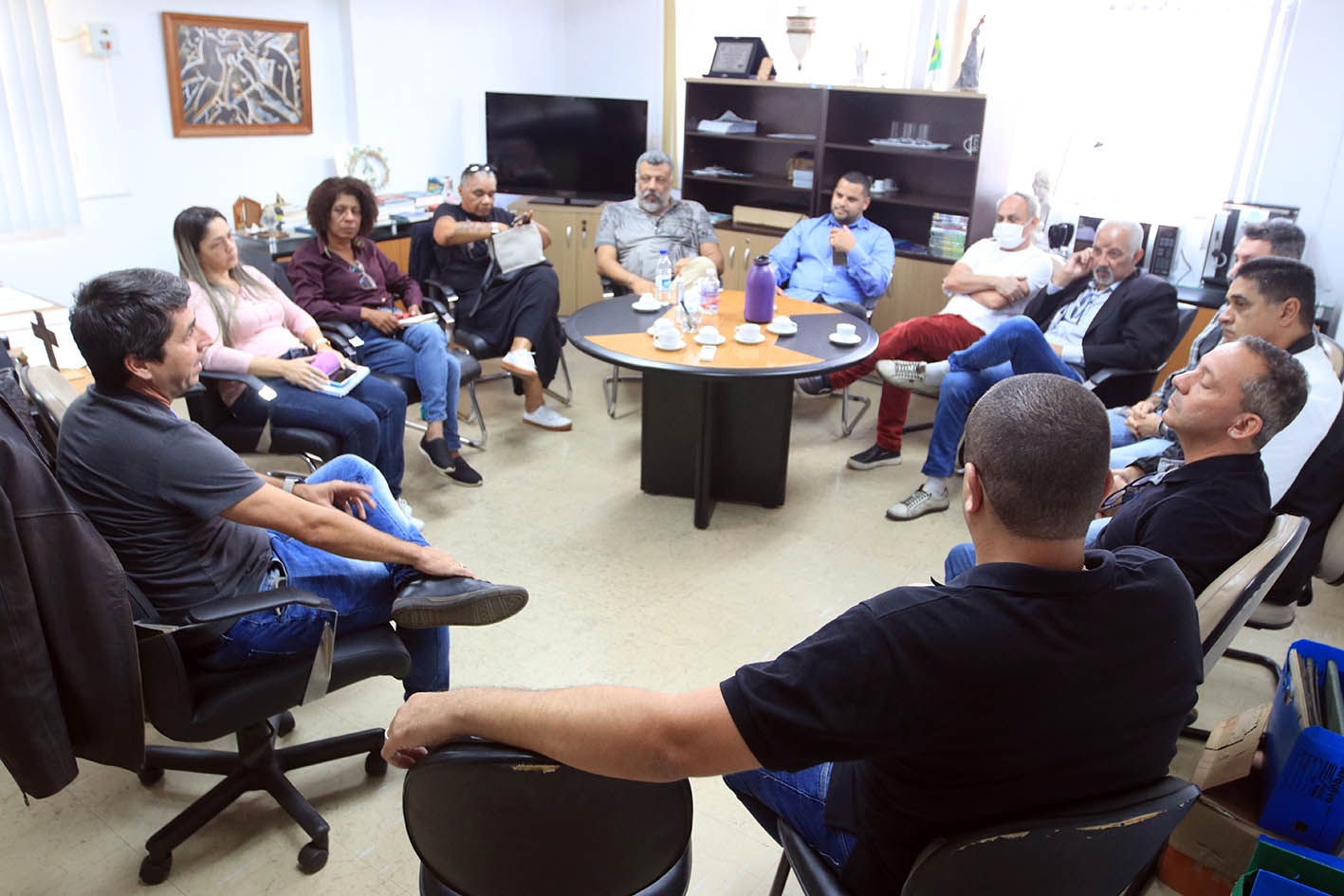 Macaé: fortalecimento do Carnaval de rua em 2023 é pauta de reunião entre secretário de Cultura e representantes de blocos