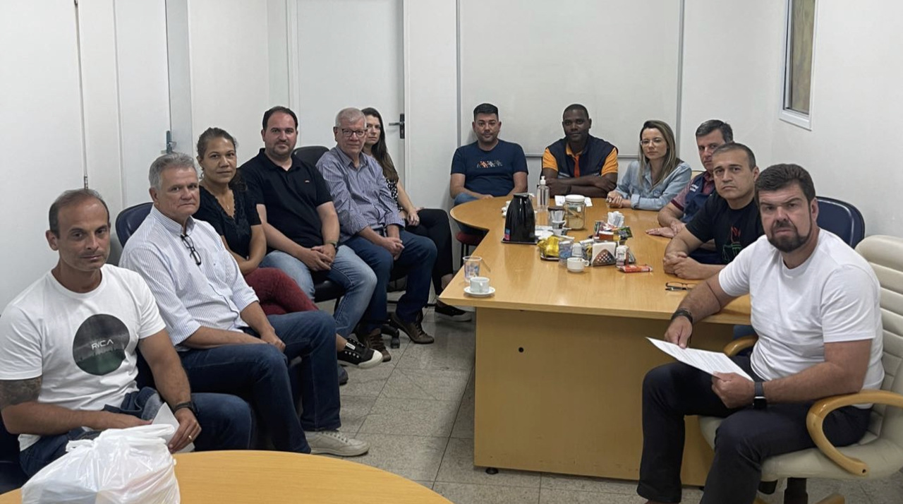 Macaé: Welberth anuncia criação de auxilio especial para as vítimas das chuvas. PL será votado na Câmara