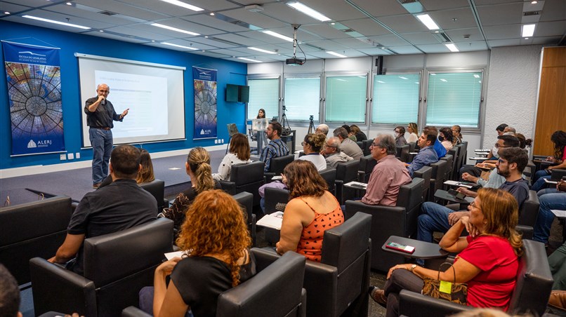 ALERJ REALIZA PALESTRA SOBRE ENTRADA DO RIO NO REGIME DE RECUPERAÇÃO FISCAL