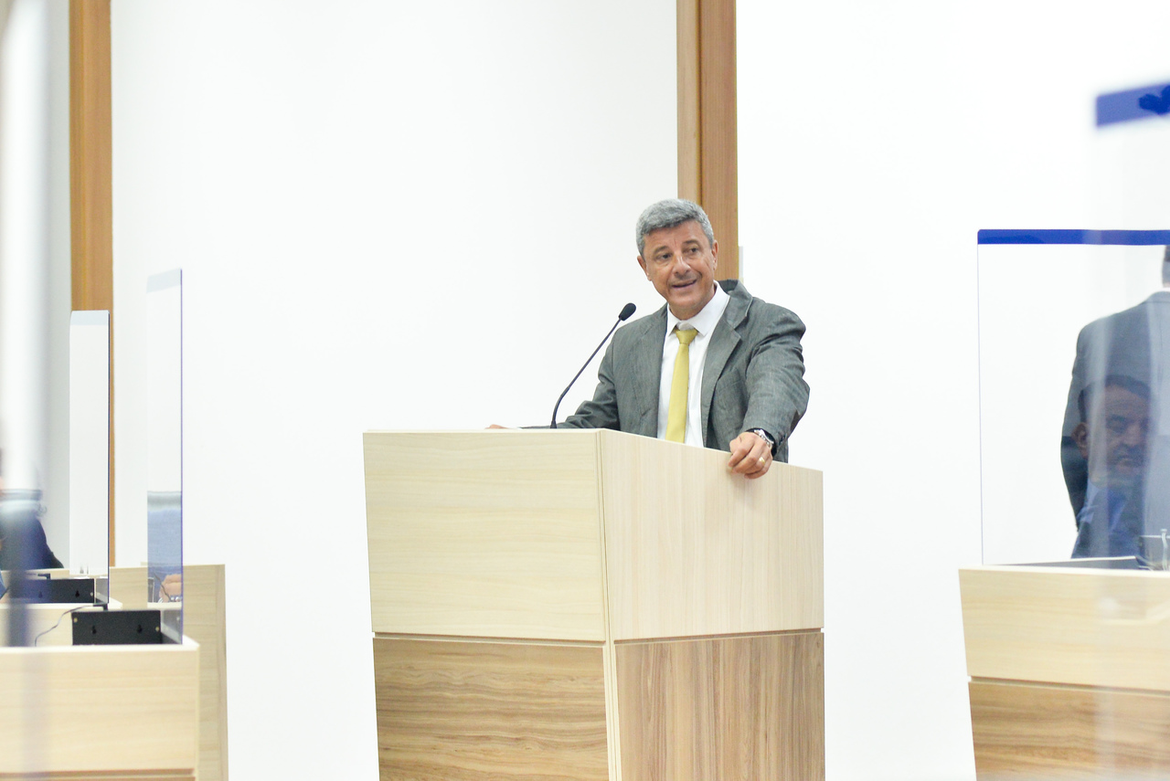 Macaé: repercute proposta de Cesinha sobre perda do direito da passagem a R$ 1 a quem cometer ato de racismo