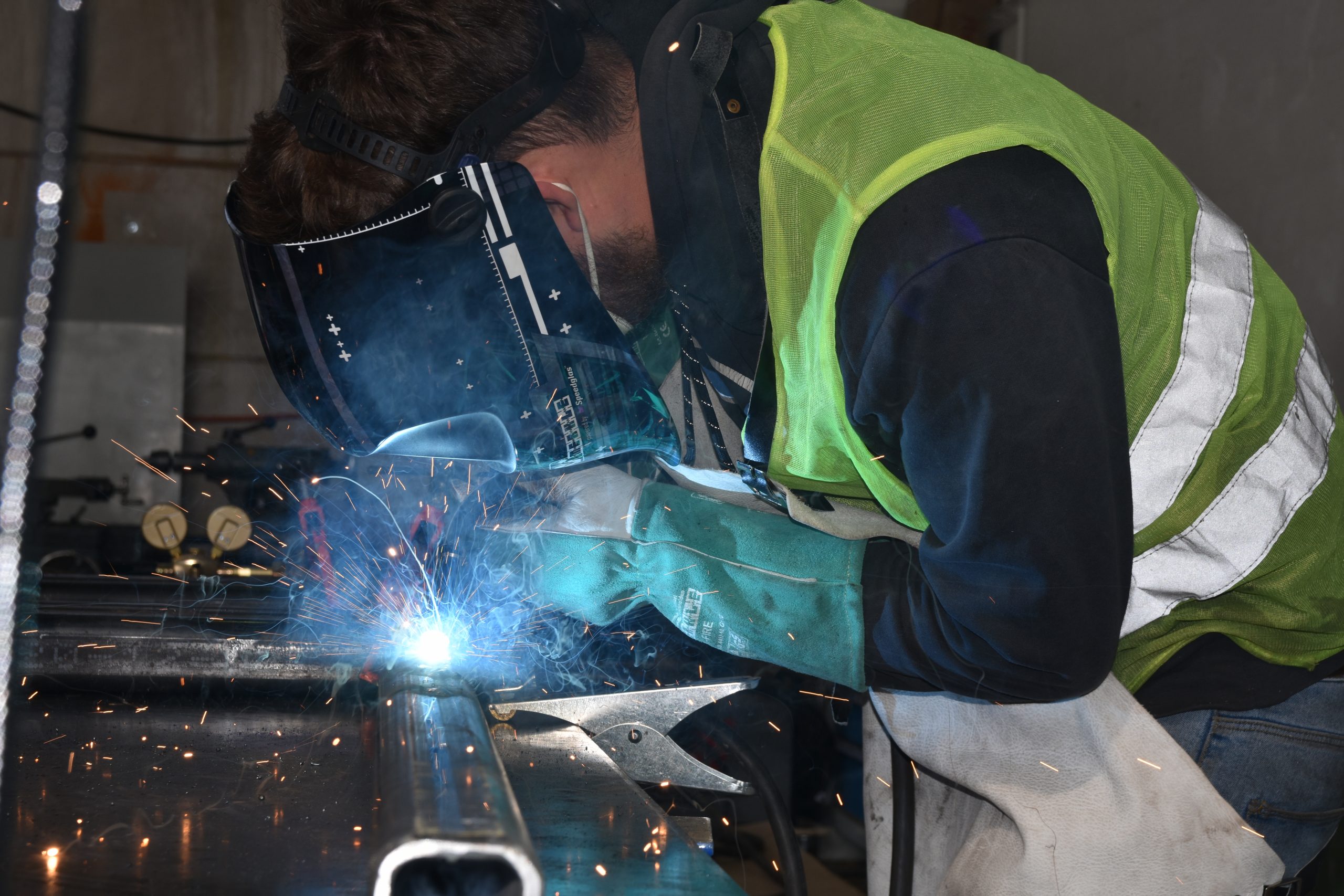 Firjan SENAI está com inscrições abertas para 280 vagas em cursos técnicos no Norte e Noroeste