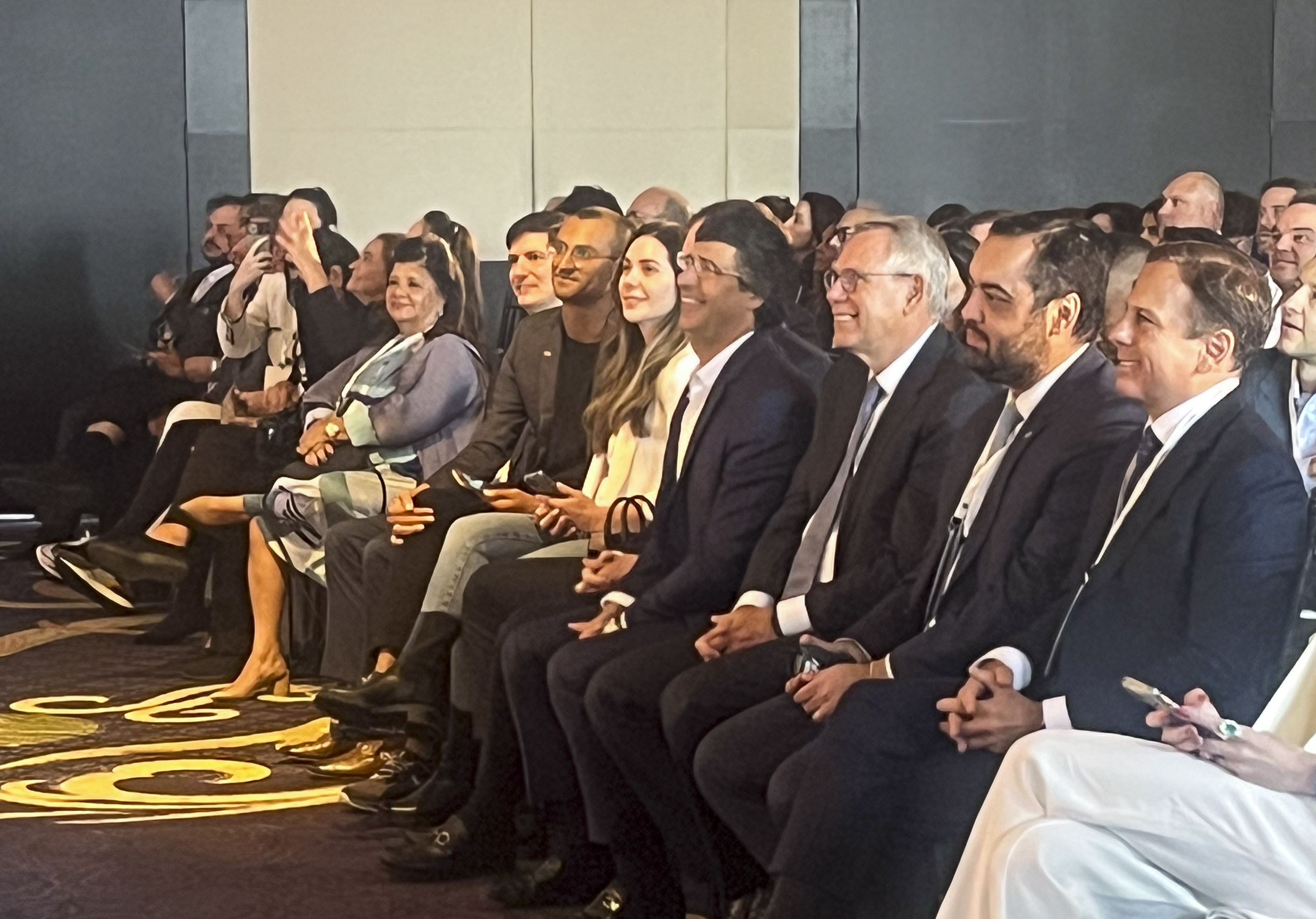 Em Nova Iorque, governador é convidado especial de evento do BTG Pactual para premiar projetos sociais