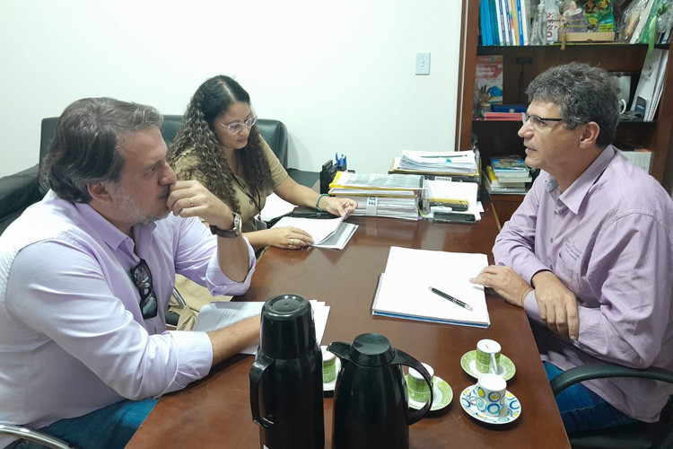 Secretário de Educação dialoga com Comissão de Ciência e Tecnologia da Câmara