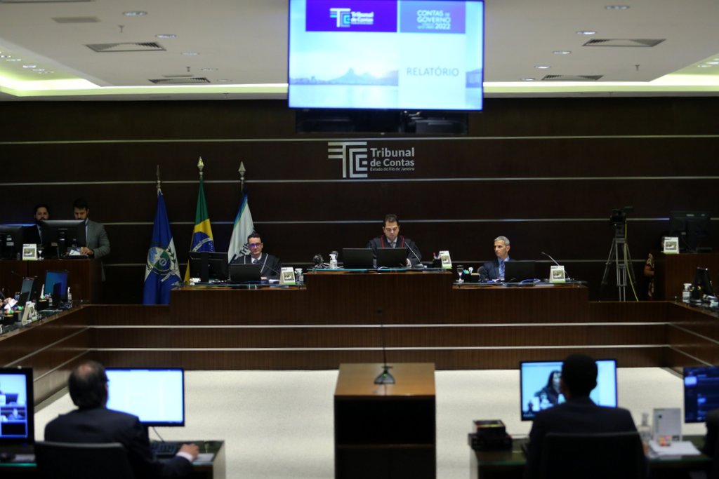 TCE-RJ emite parecer favorável às contas da gestão Cláudio Castro