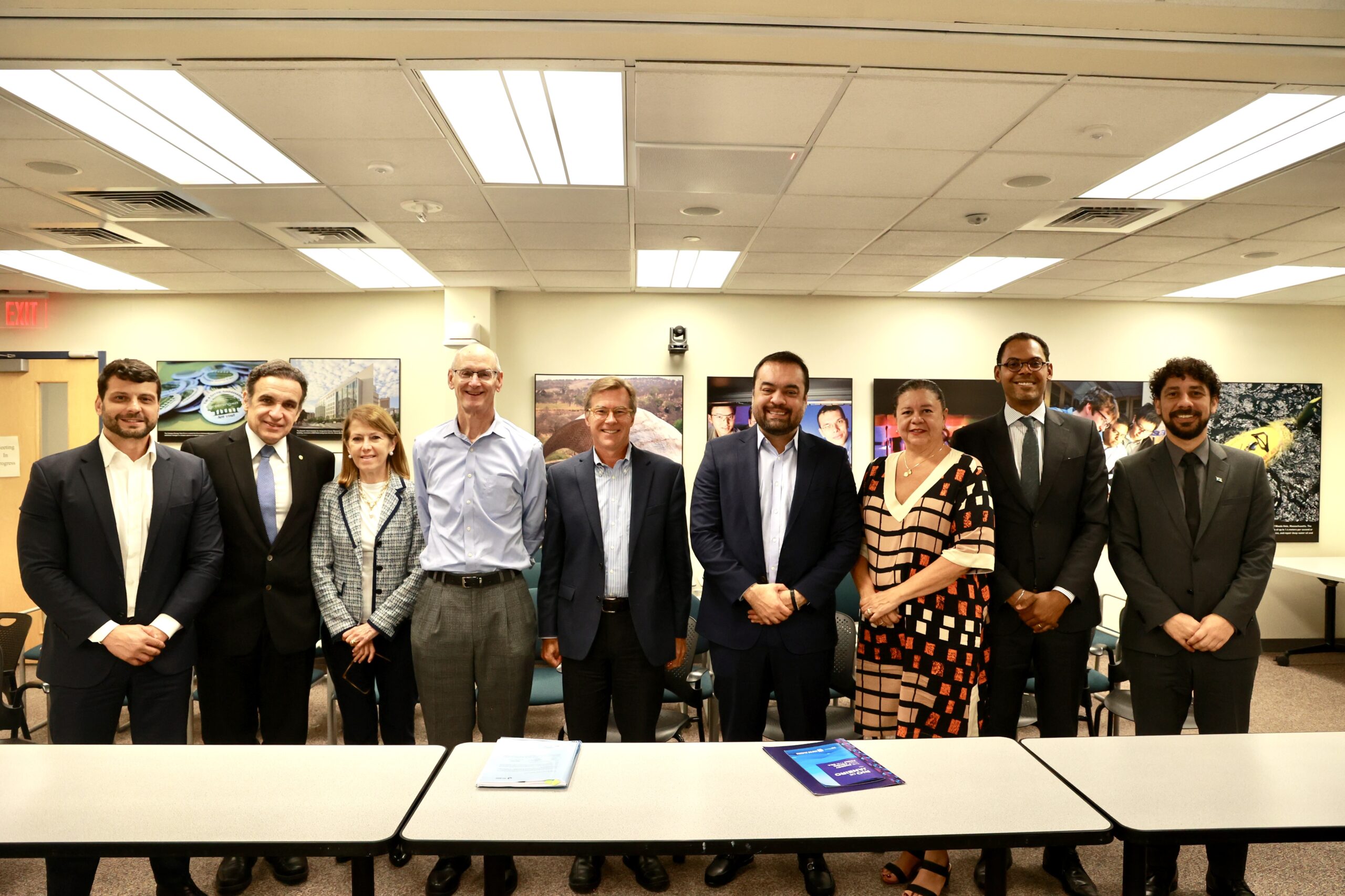 Em busca de parcerias para impulsionar o potencial energético fluminense, governador se reúne com diretores do Instituto de Tecnologia de Massachusetts