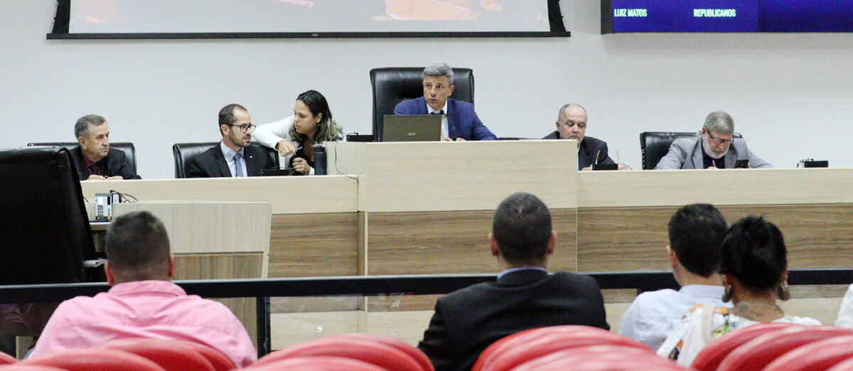 Câmara aprova projetos para atender demandas específicas da população