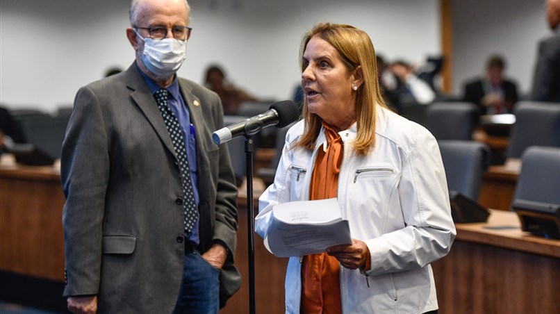 PROJETO PROÍBE PROPAGANDA DE ALIMENTOS ULTRAPROCESSADOS NAS ESCOLAS