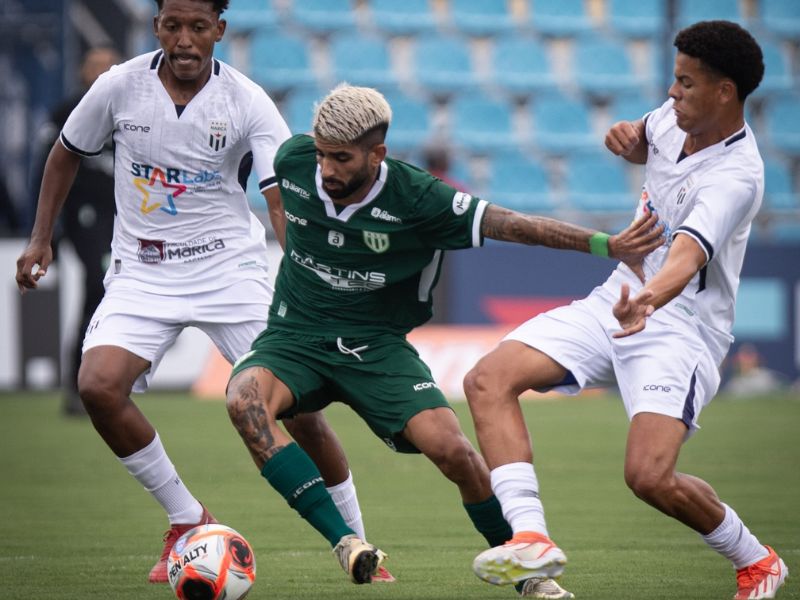 Boavista e Vasco duelam em Saquarema nesse domingo, 19, pelo Carioca