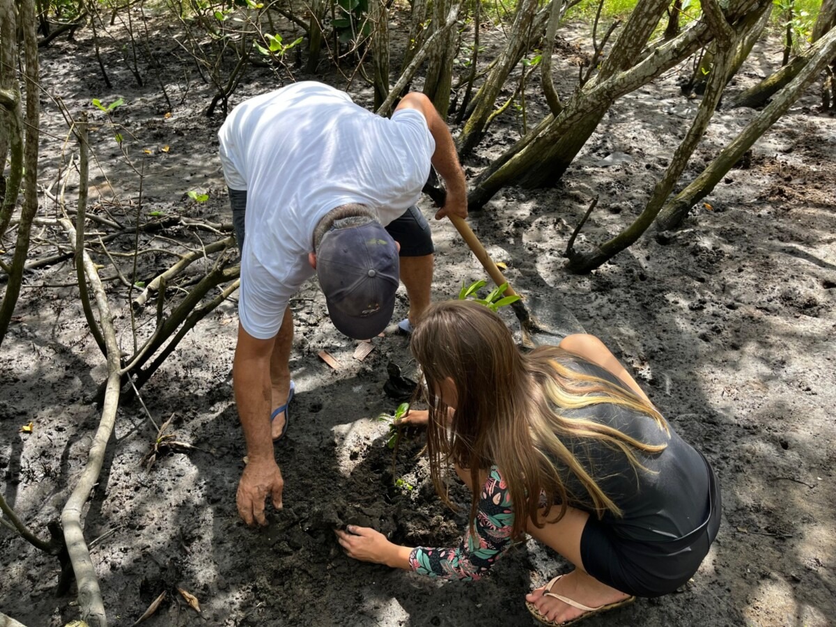 Barra do Furado recebe ação crucial de conservação ambiental em Quissamã