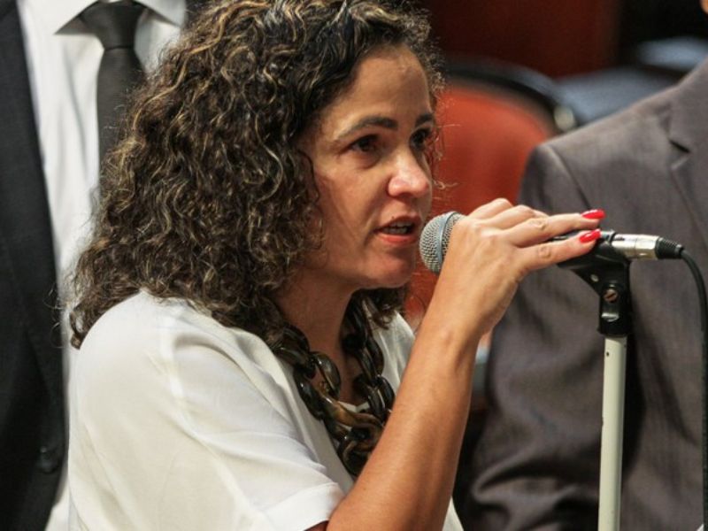 Eleição da nova mesa diretora da Alerj mantém Francine Motta como 3ª secretária