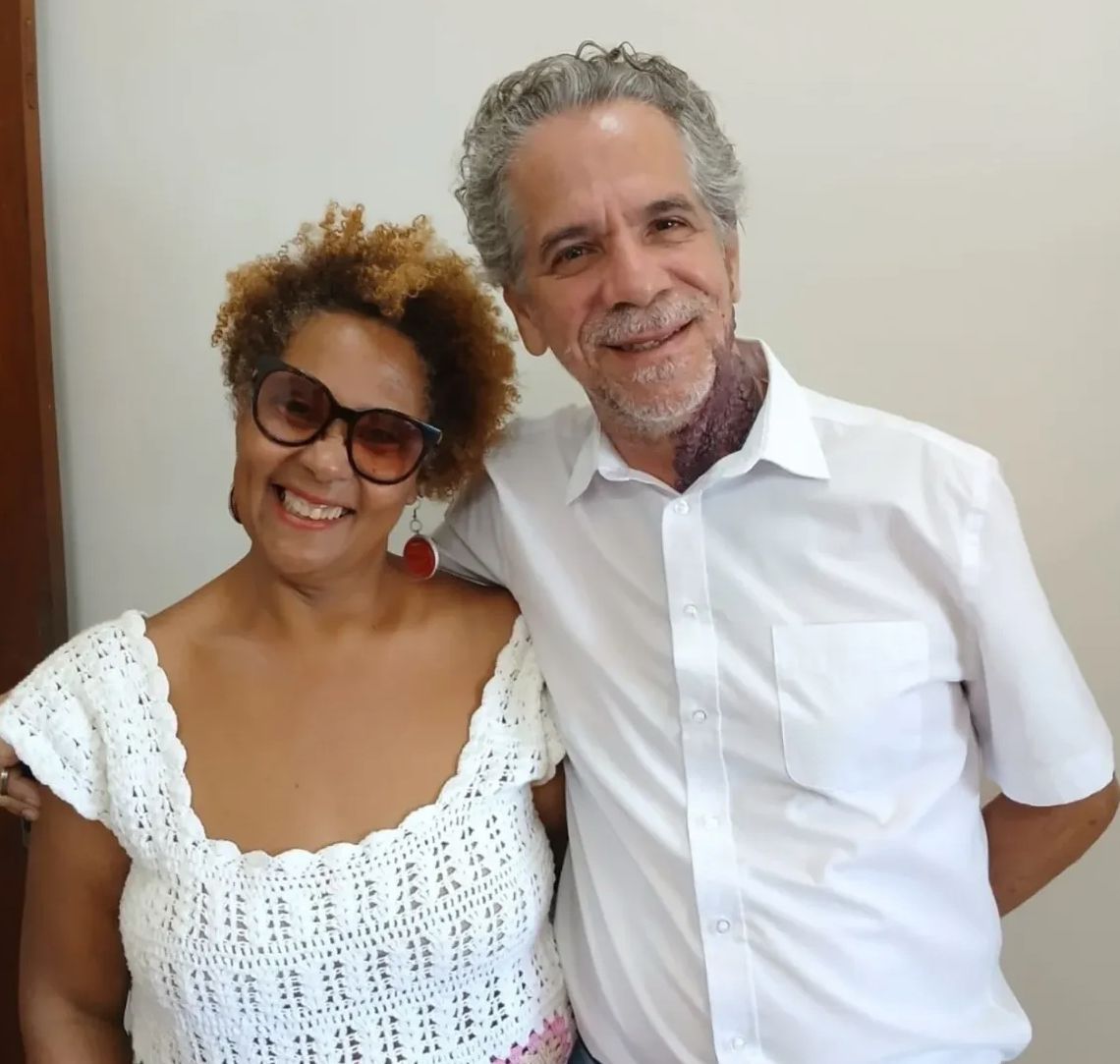 Secretaria de Turismo discute qualificação para artesãs locais de Cabo Frio