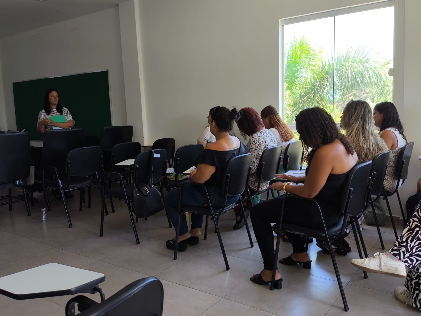 Prefeitura de Arraial do Cabo treina novos servidores para atuar no Cadastro Único