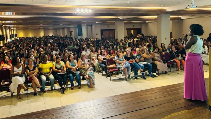 Cabo Frio avança na implementação de políticas educacionais antirracistas