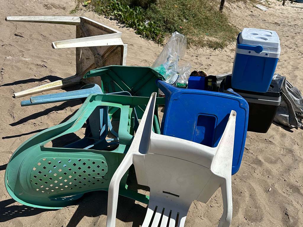 Prefeitura de Arraial do Cabo combate irregularidades e protege o meio ambiente na Praia do Forno