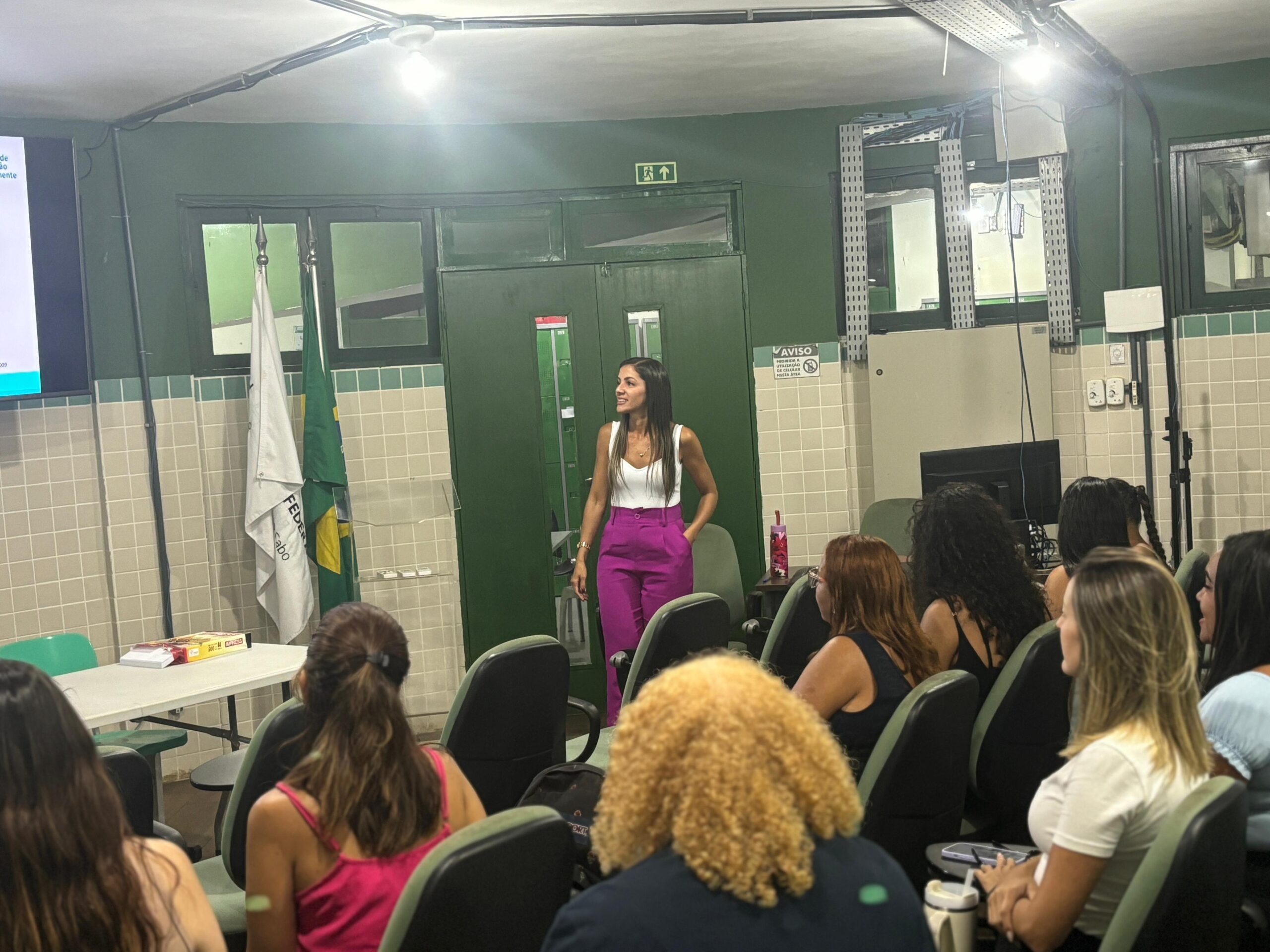 Protocolo de segurança para mulheres é tema de capacitação em Arraial do Cabo