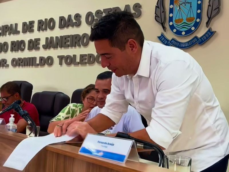 Sob nova gestão, Secretaria de Saúde de Rio das Ostras presta contas do fim de 2024 na Câmara