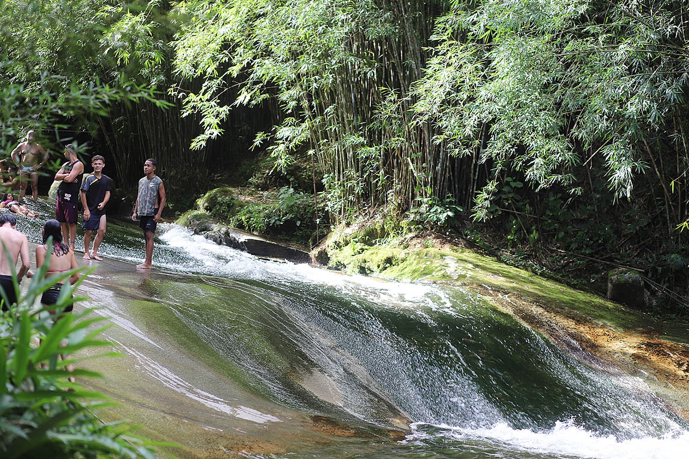 Carnaval em Macaé tem recomendação da Defesa Civil para praias e cachoeiras
