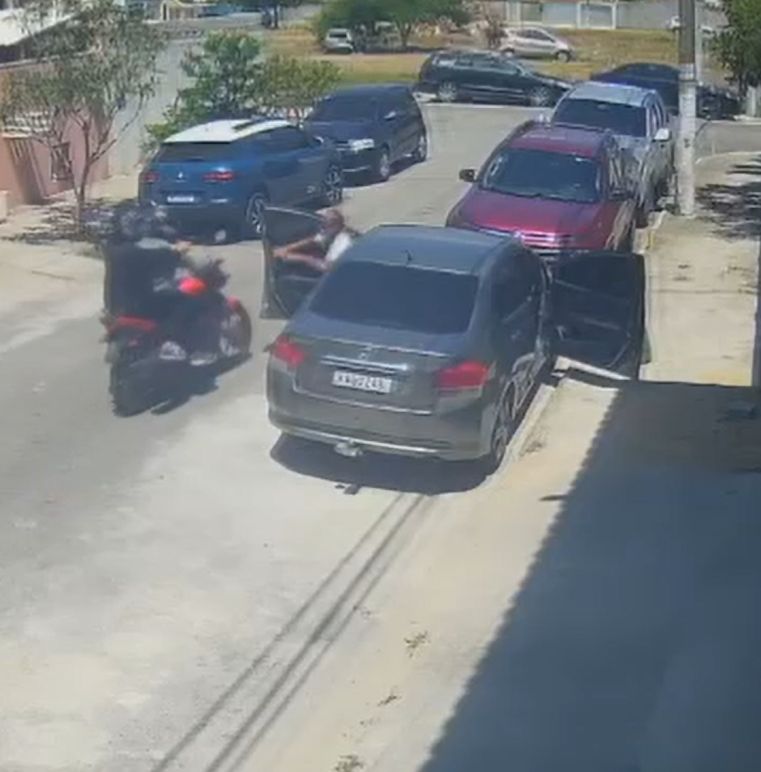 Ex-policial é presa em Cabo Frio após falhar em atentado contra lutador