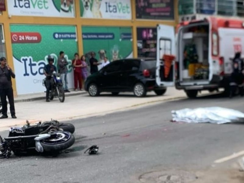 Duas motos batem de frente em Maricá; um morreu e outro está em estado crítico