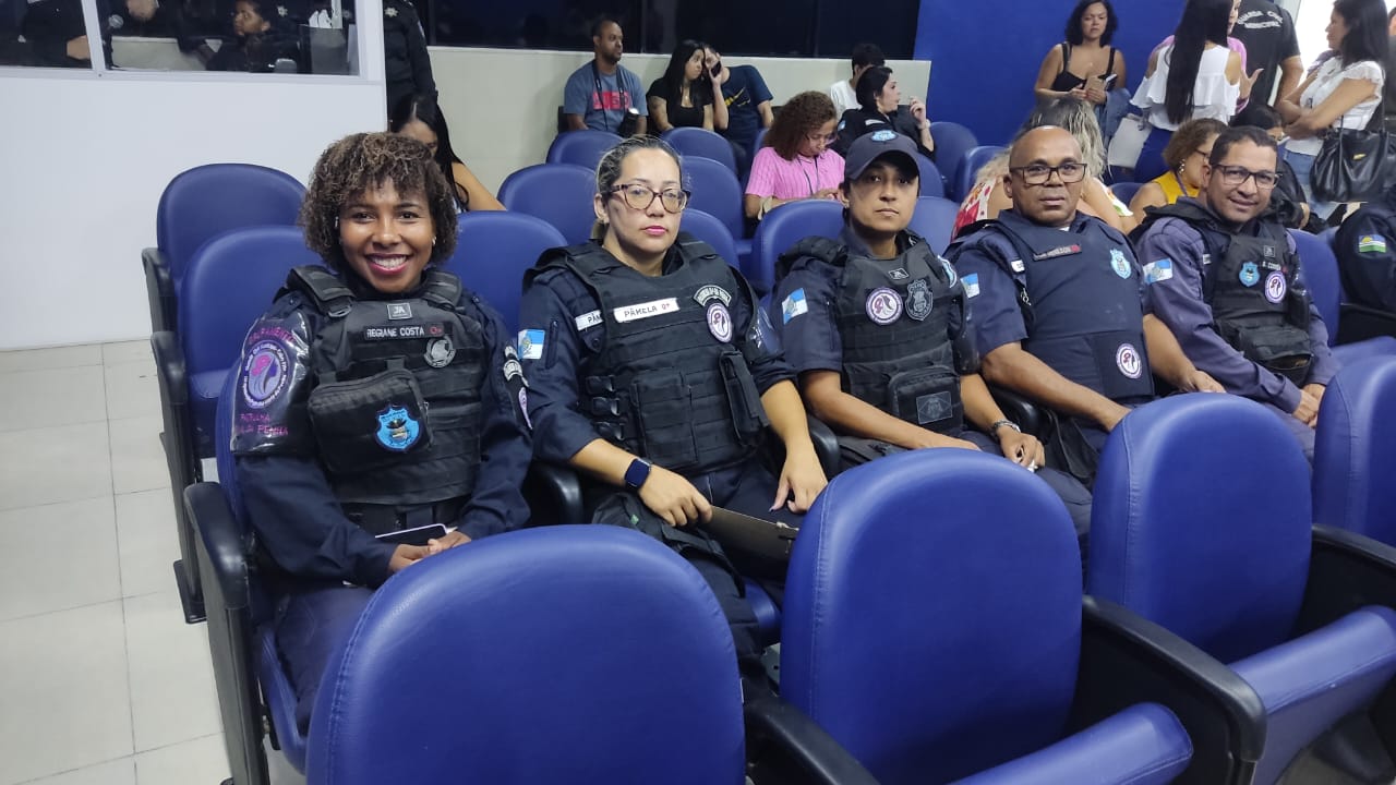Guarda Civil Municipal de Cabo Frio participa de palestras sobre violência contra a mulher