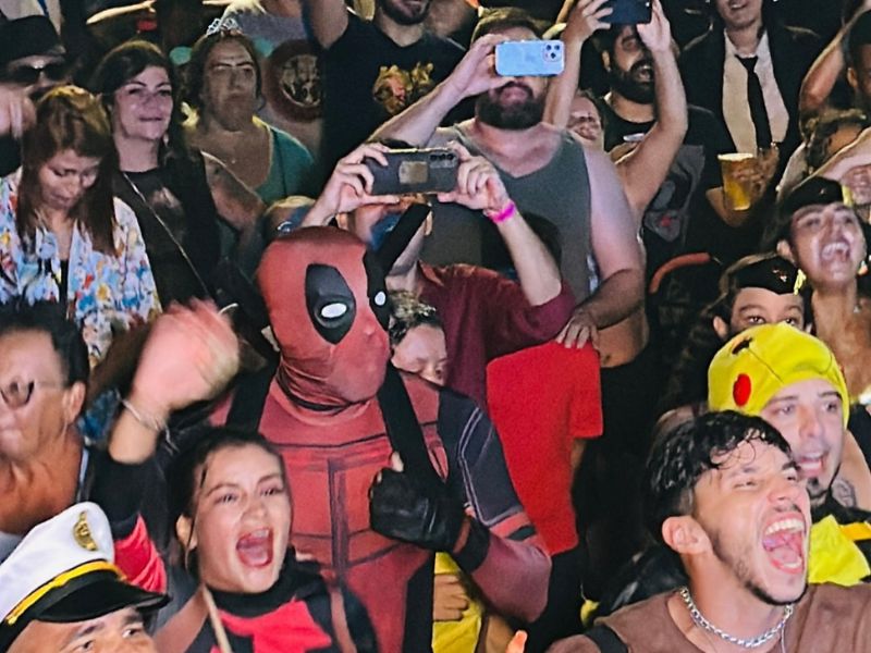 Carnaval de rua de Rio das Ostras anima os foliões na segunda, 3; confira programação de hoje (4)