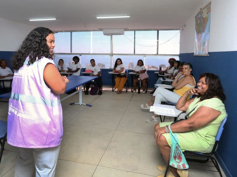 Estado oferece cursos de capacitação para mulheres em 5 cidades da Região dos Lagos
