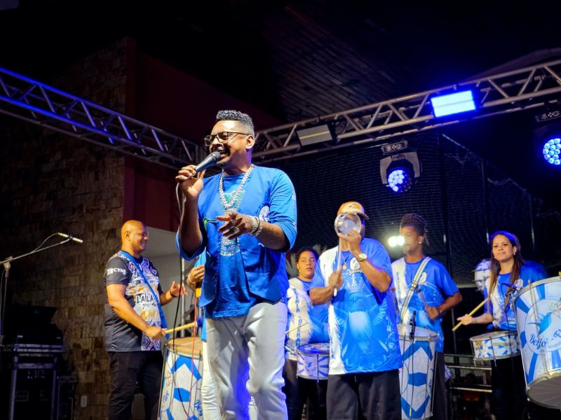 Distritos de Arraial do Cabo recebem baterias de escolas de samba no início do Carnaval