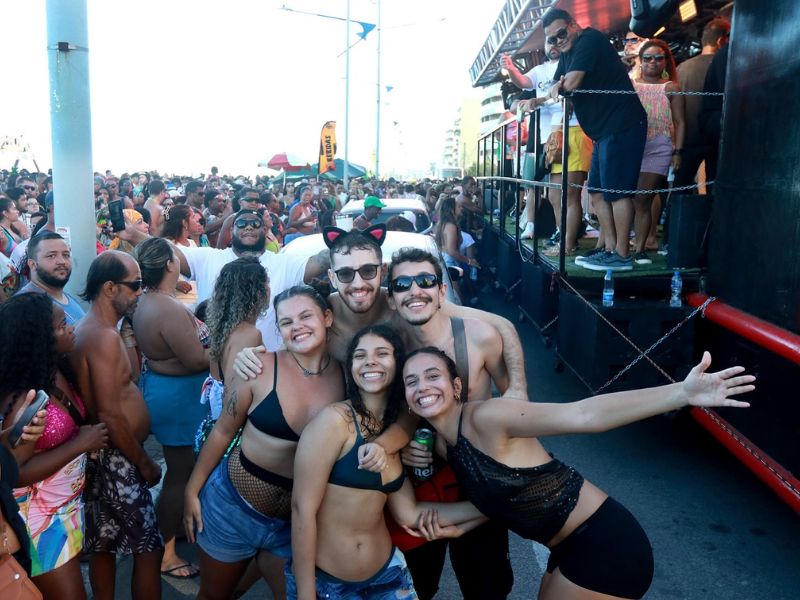 Prefeito Welberth celebra sucesso do Carnaval em Macaé, que une diversão, paz e segurança