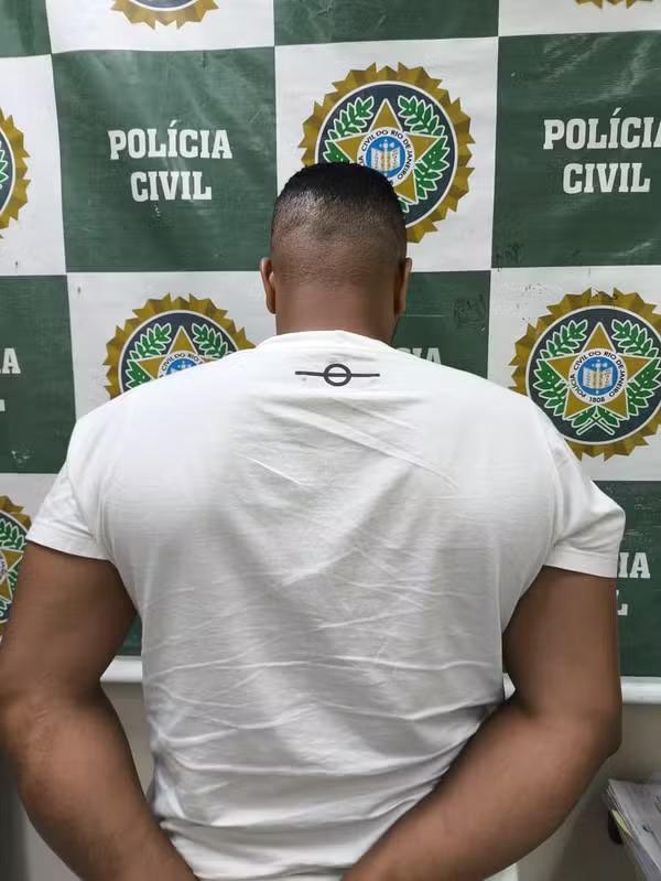 “Briga em bloco de carnaval leva à morte de ambulante na Região dos Lagos”