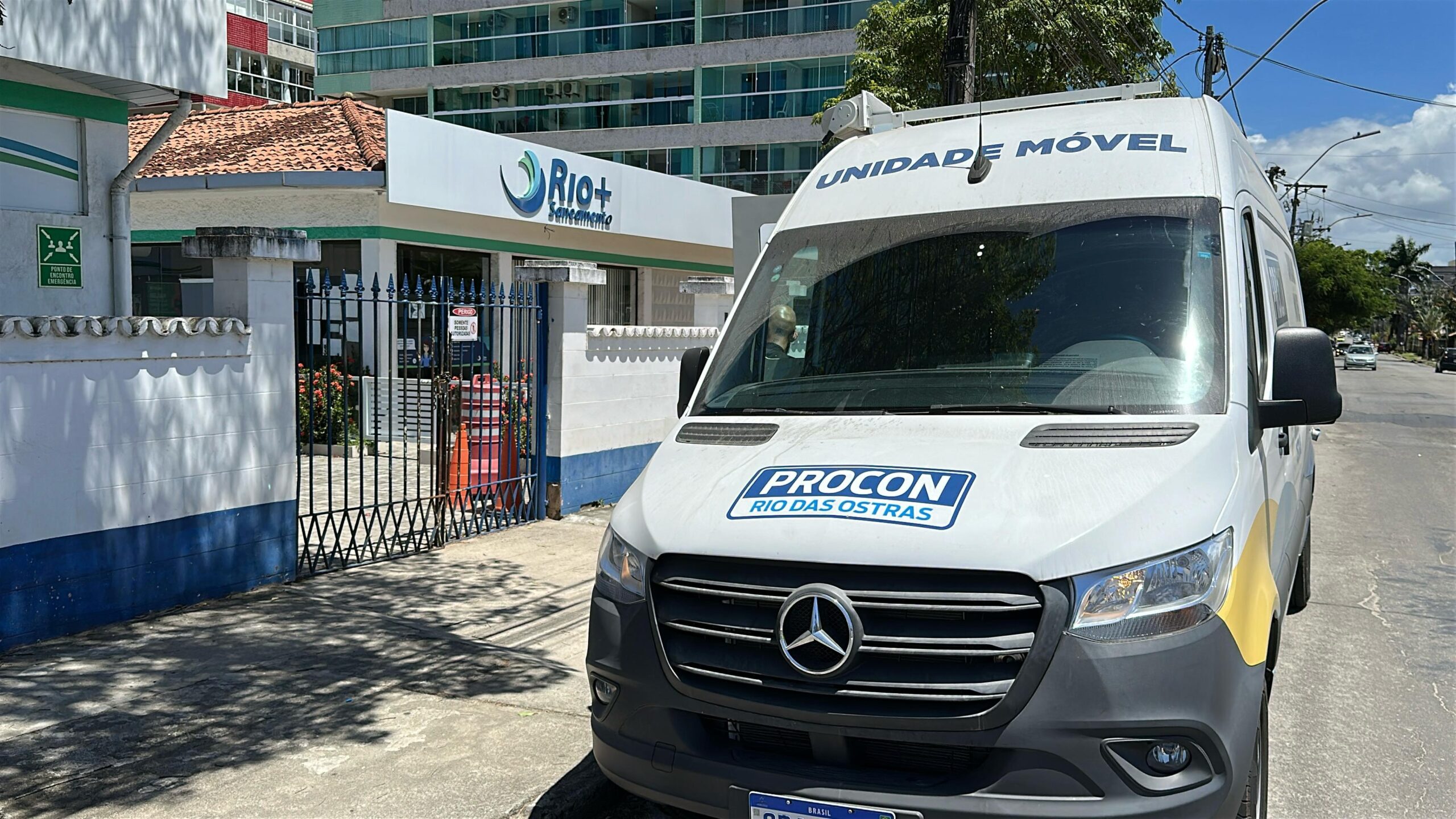 Procon aplica sanções à Rio Mais Saneamento por falhas graves na prestação de serviços em Rio das Ostras