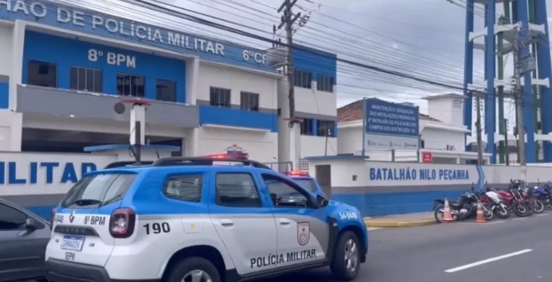Policial do 8º BPM de Campos foi preso após agredir a própria companheira