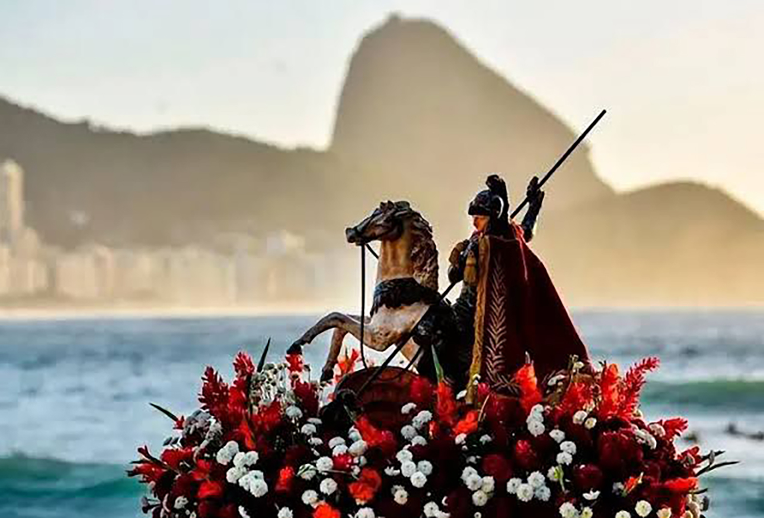 Programações de fé e cultura marcam o Dia de São Jorge em Araruama e Cabo Frio