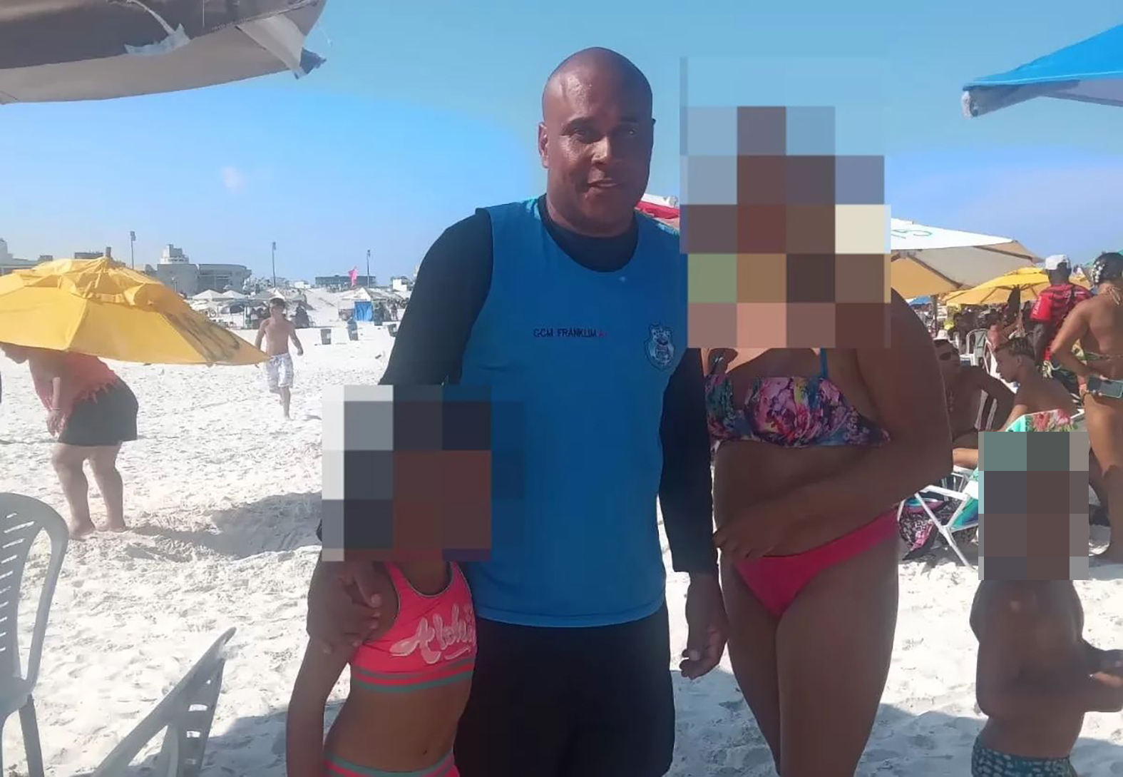 Guarda Municipal evita desaparecimentos e garante segurança na Praia do Forte, em Cabo Frio