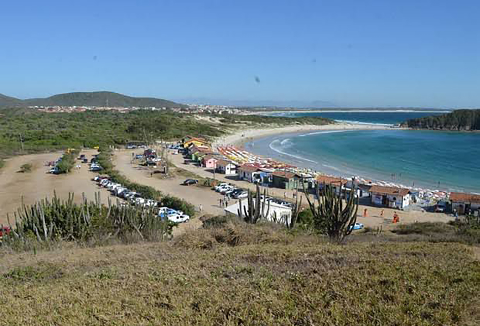Cabo Frio recebe evento que une geologia e turismo consciente na Praia das Conchas