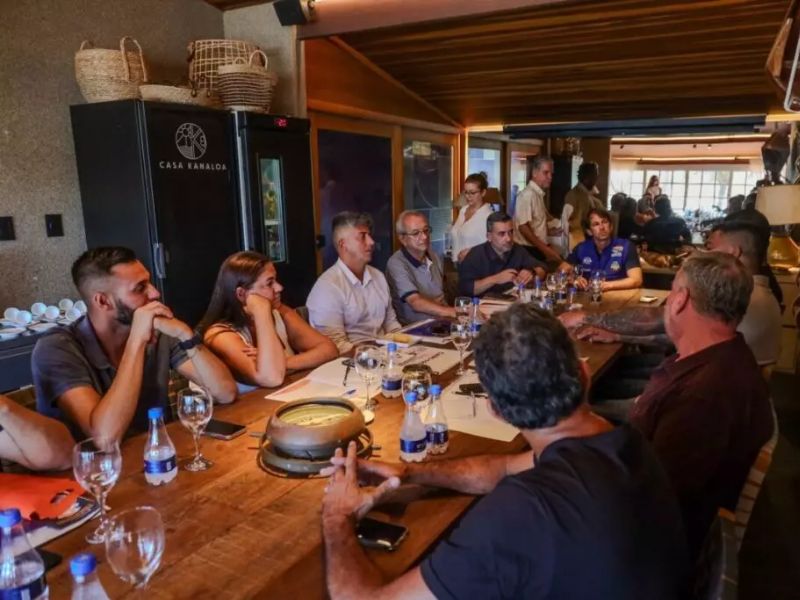 Rodrigo Peleteiro representa Rio das Ostras em reunião secretários de Turismo da região