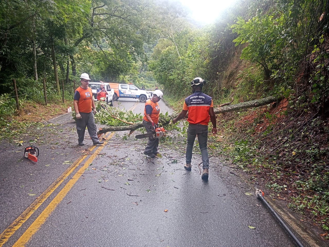 Mesmo sem alagamentos, Macaé mantém alerta para previsão de chuvas fortes