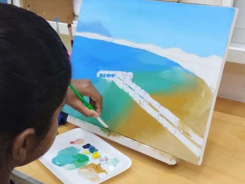 Parque dos Pássaros recebe exposição de desenhos e pinturas em homenagem ao aniversário de Rio das Ostras