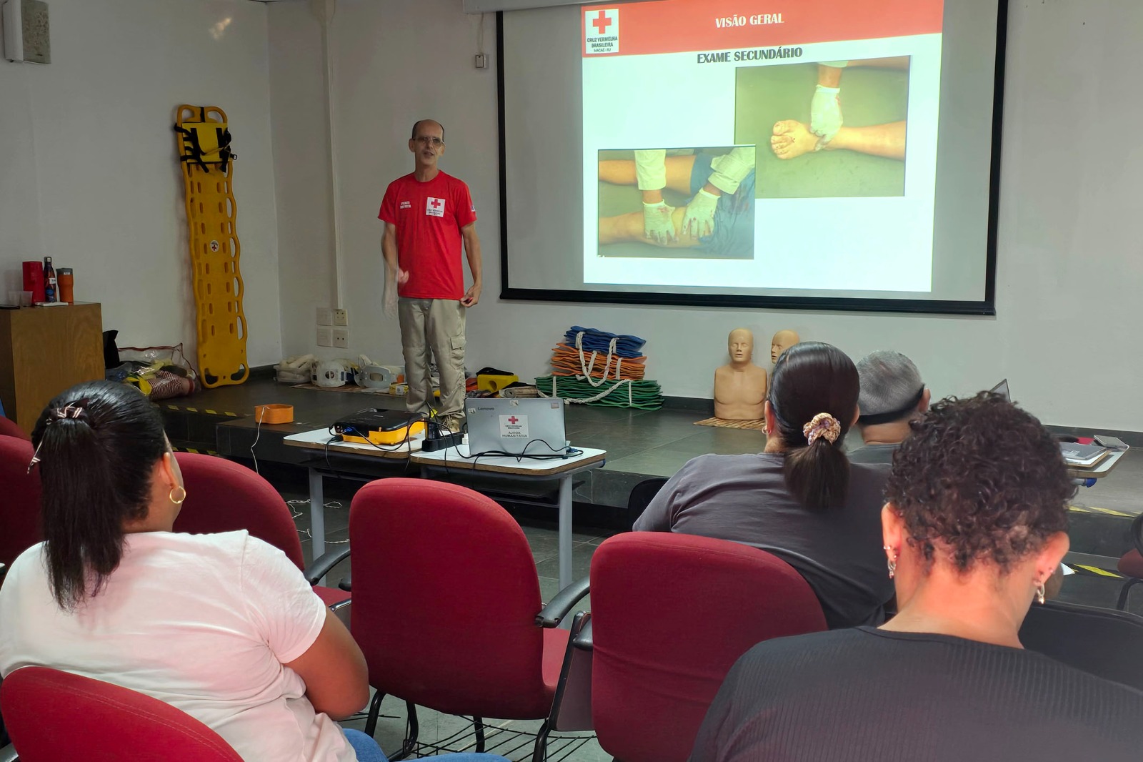Servidores lotados no HPM participaram nesta semana de curso focado em primeiros socorros