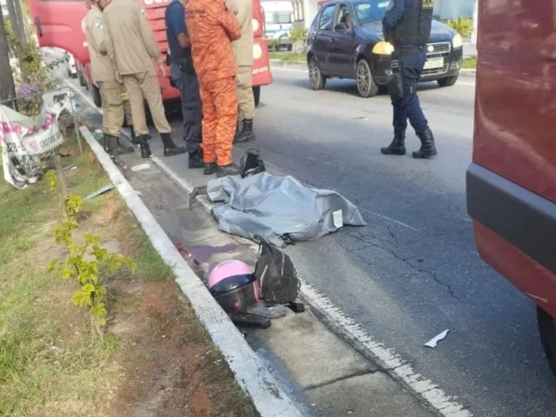 Acidente entre carro e moto termina com vítima fatal nesse domingo, 13, em Rio das Ostras  