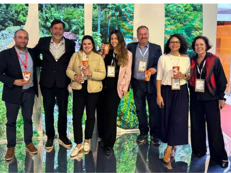 Búzios defende expansão de voos para a região durante a WTM Latin América