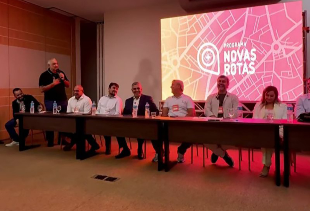 Prefeito de Rio das Ostras reforça importância do turismo para economia regional em evento da Embratur