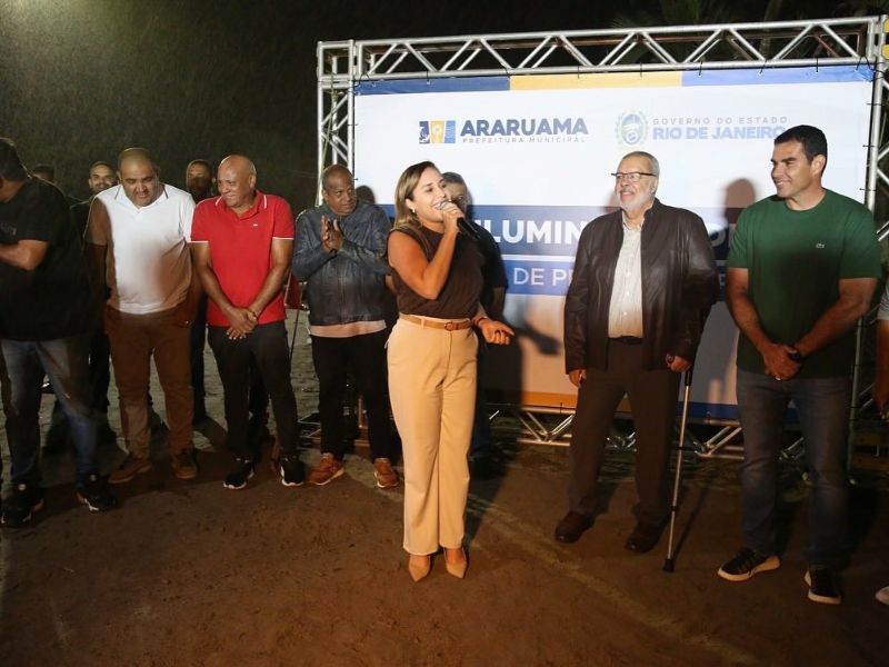Nova iluminação de LED da Estrada de Praia Seca, em Araruama, é inaugurada pelo Estado