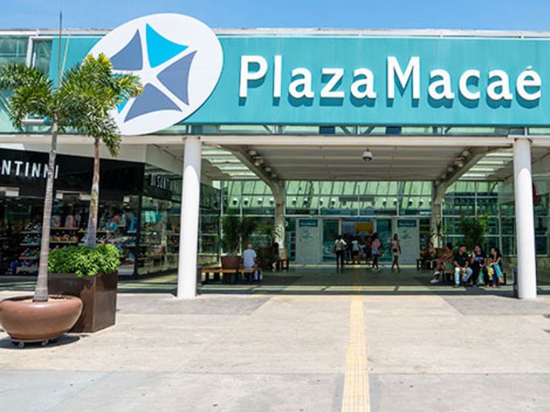 Campanha do Dia das Mães do Plaza Macaé tem mãe e filha da cidade como estrelas