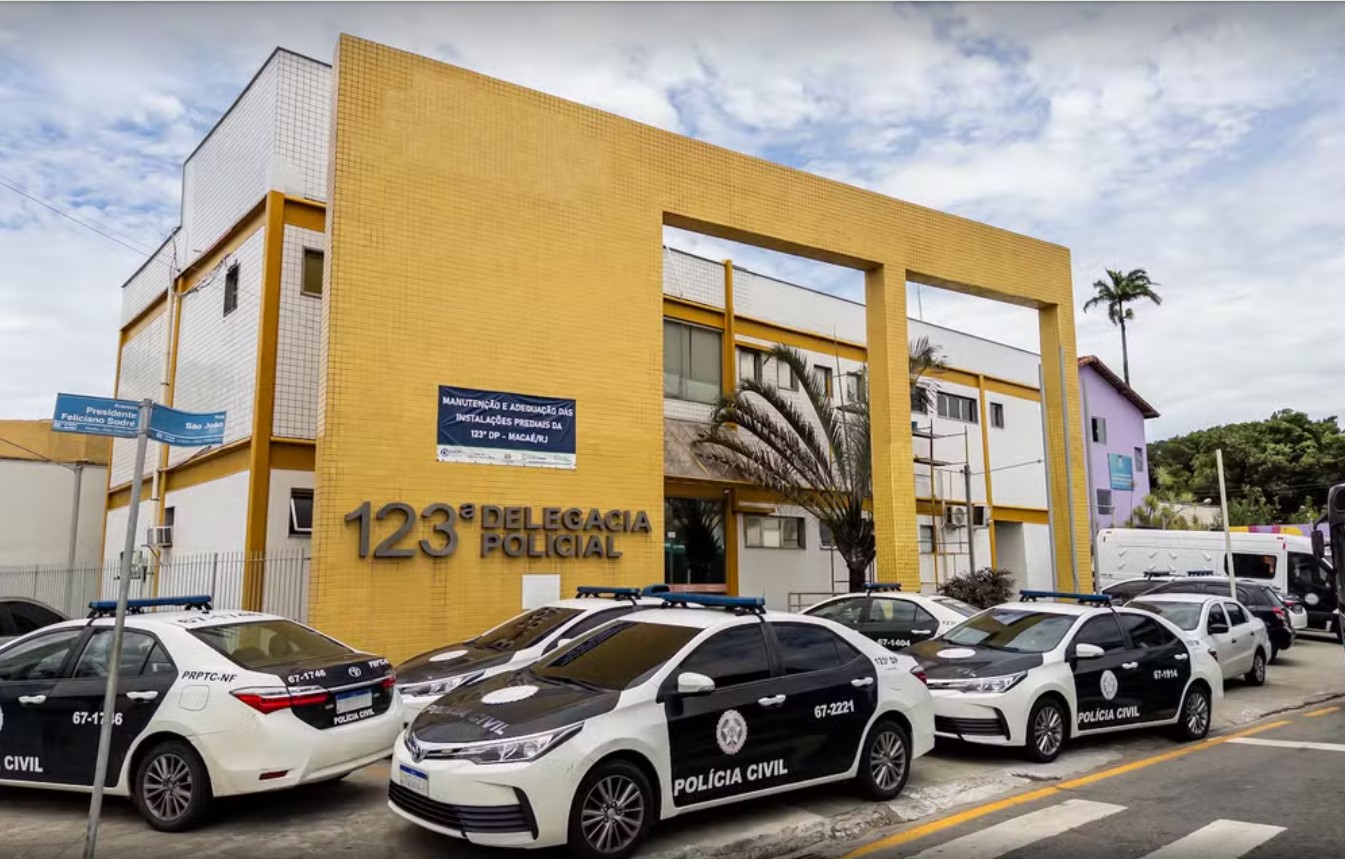 Furto leva à prisão de mulher com ficha criminal extensa em Macaé